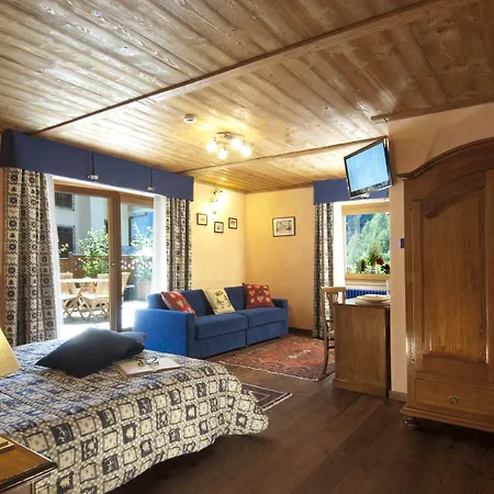 Vendégház Miramonti 4*