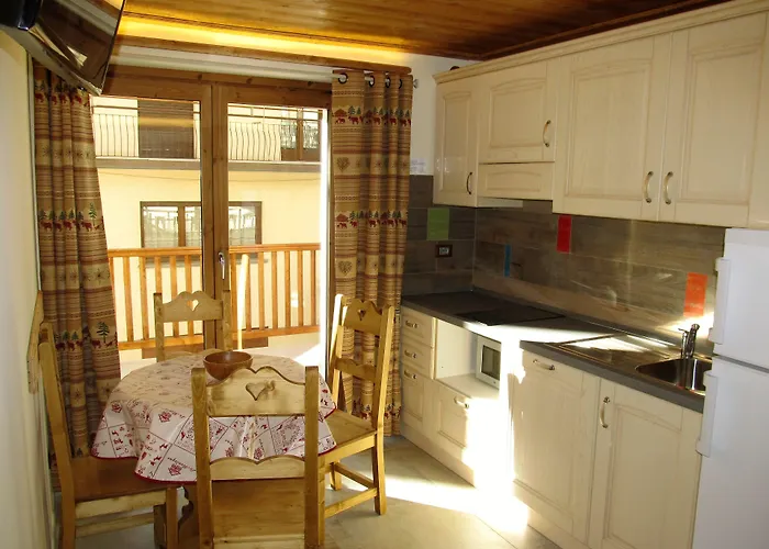 בית הארחה Miramonti ואלטורננקה