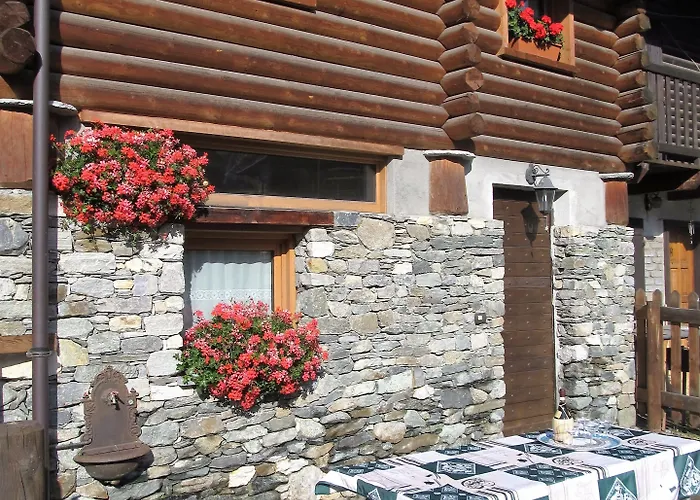 Miramonti בית הארחה